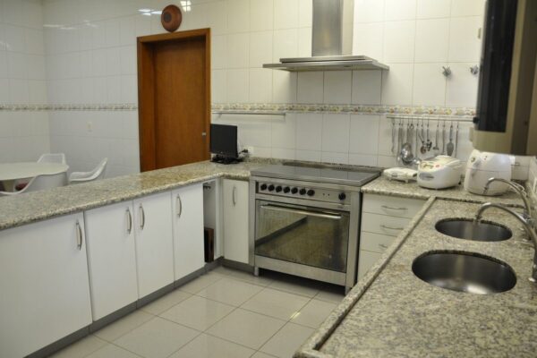 17b11252 a36f 4d08 ba40 ad6ecba692d01623819699e4cq