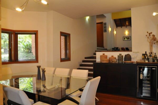 1c63e180 79ee 44f1 b931 46694bd737151623896667qgpc