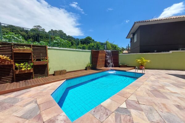 210cc535 db9e 4537 bcaf 5c269910661b17286608332xff