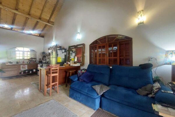 244a29b5 96eb 443c a566 f8b175f70c081728300411sue3