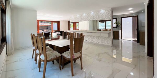 327dccfd 6aec 4f65 8fbc 815a6b5f74121654120285q5n0