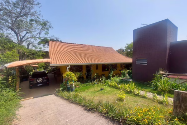 41aac403 c416 4bff a88d 8db75f054bd21728300419g7rm