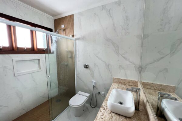 420b7b53 ca06 4a70 932b d56f7f388a251654120372nbll