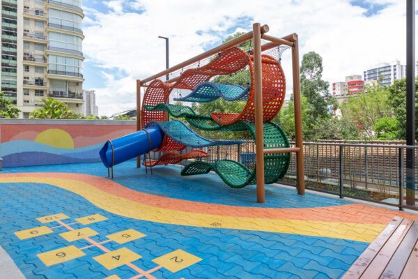 6c4bf528 a861 4028 bfcf 8f5f47ee165b