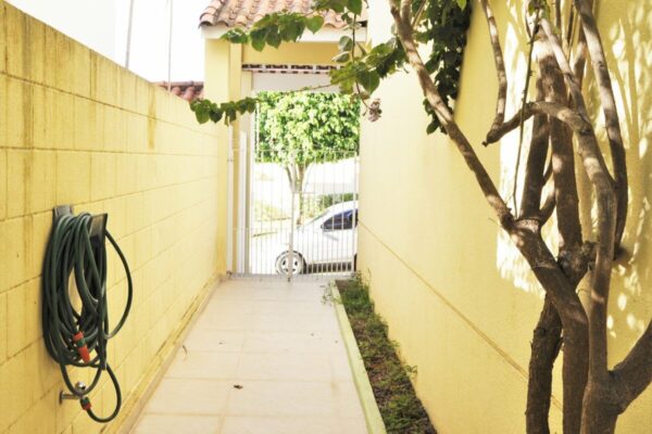 a6c12d72 ed5f 4c3d 8173 9b8026560c521626698050jfof