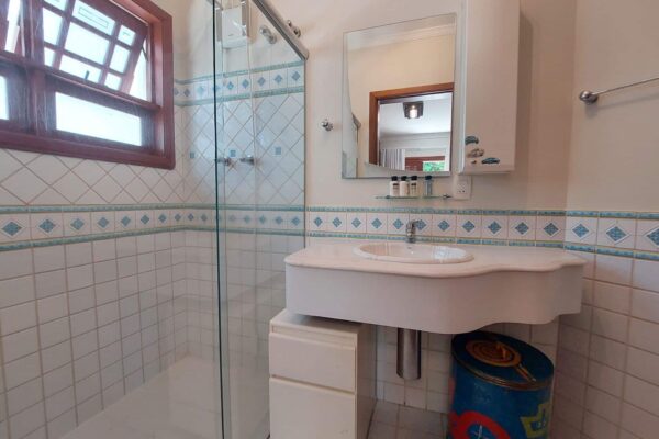 b78d6fc1 ef80 462b 9c18 b8d4852445e51728660807eyph