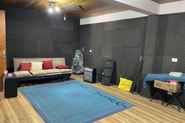 d8b81ff1 953f 4274 9fe5 8ae798e723fb1706540833ysax