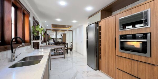 fa6758fe c236 40d0 bfb3 5f57679055851654120318ejsn